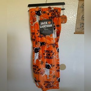 Cat Halloween Throw Blanket with Matching Treat Bag | 2 pieces